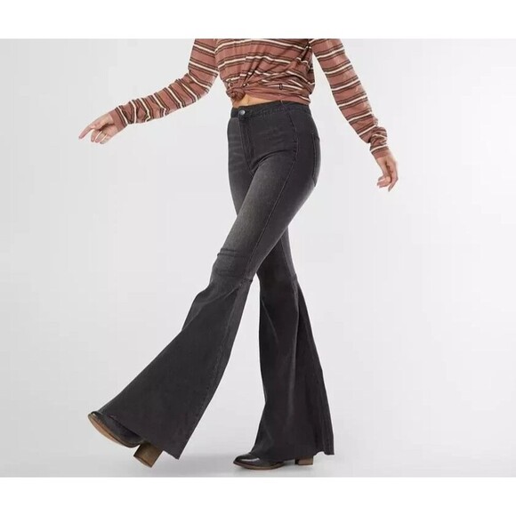 We The Free Jeans 26 Black Just Float On Flare Bell Bottom Distressed Boho - Picture 2 of 12